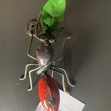 Zimba-Arts red Ant